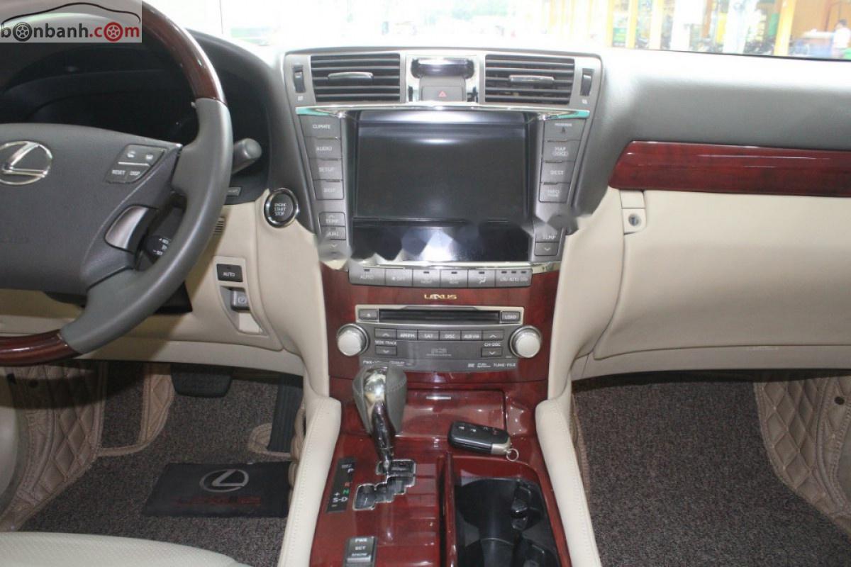 Lexus LS 2010 - Cần bán xe Lexus LS 2010, màu bạc, xe nhập chính hãng