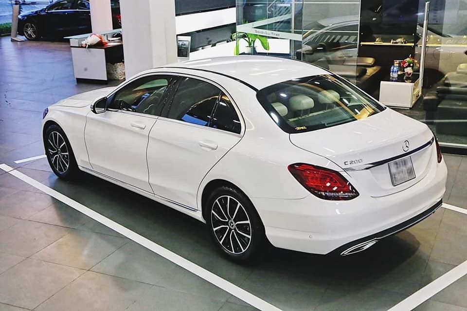 Mercedes-Benz C class C200  2019 - Giá bán & KM C200 model 2020, thông số, giá lăn bánh, ưu đãi tiền mặt, bảo hiểm phụ kiện. LH: 0902 342 319