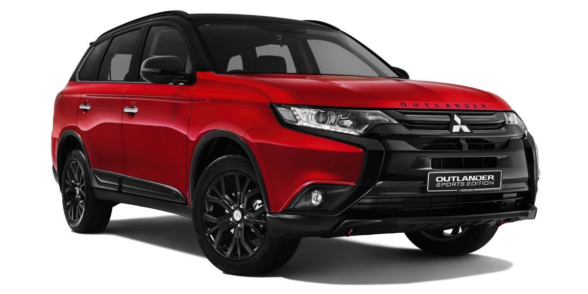 Mitsubishi Outlander CVT 2019 - Mitsubishi Outlander CVT, màu đỏ -  Giảm giá sốc cuối năm - Tặng phụ kiện chính hãng