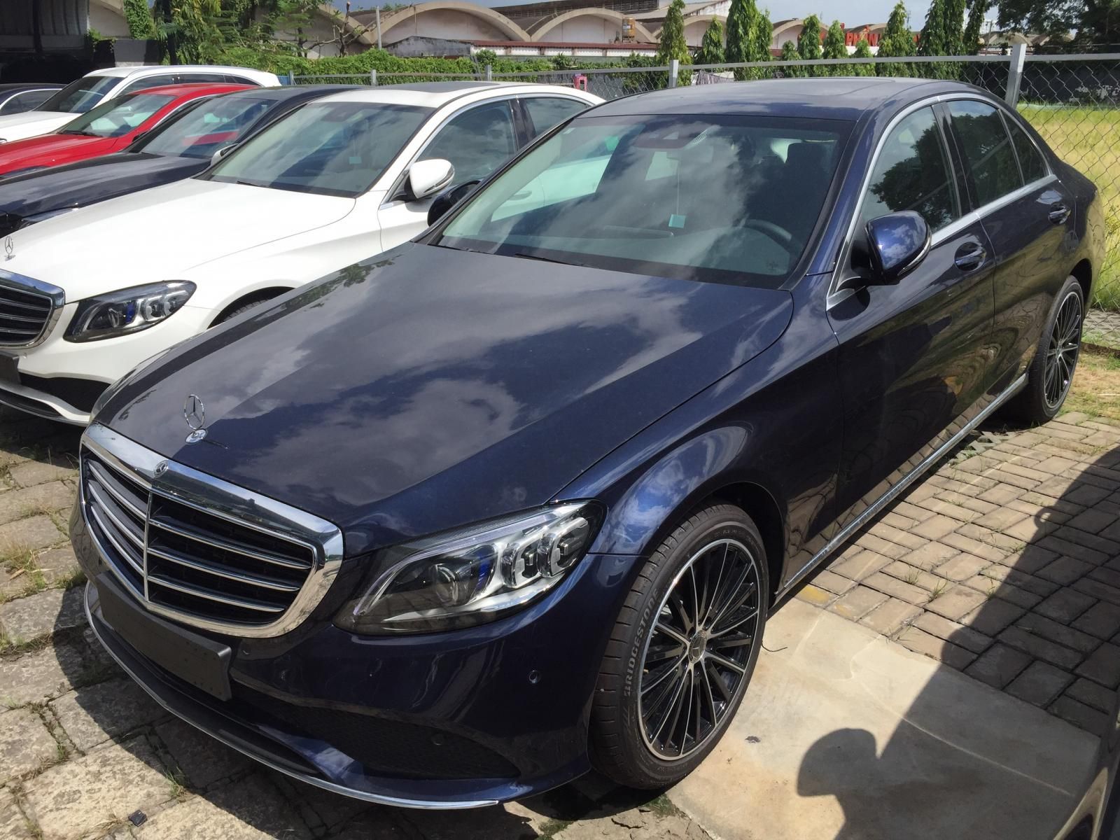 Mercedes-Benz C class C200 Exclusive 2019 - Mercedes C200 Exclusive, cổ điển - thể thao và sang trọng cho doanh nhân trẻ