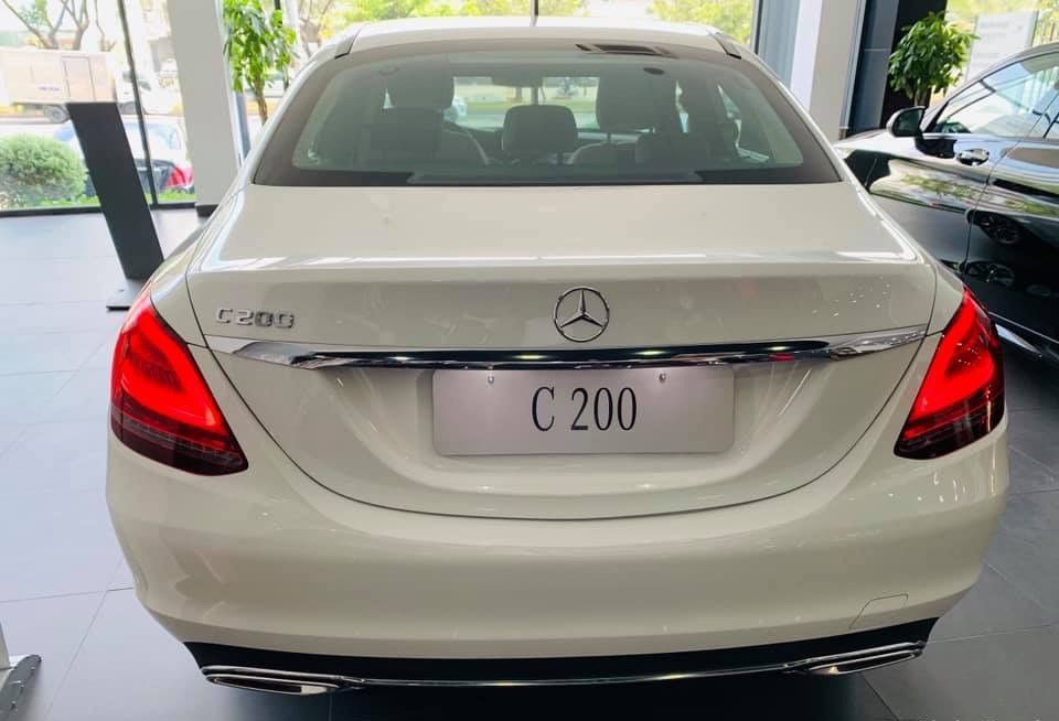 Mercedes-Benz C class C200  2019 - Giá bán & KM C200 model 2020, thông số, giá lăn bánh, ưu đãi tiền mặt, bảo hiểm phụ kiện. LH: 0902 342 319