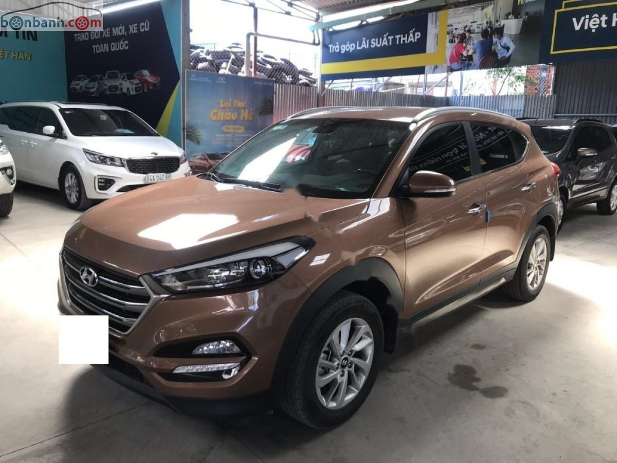 Hyundai Tucson 2.0 AT 2016 - Bán Hyundai Tucson 2.0 AT đời 2016, màu nâu, xe nhập