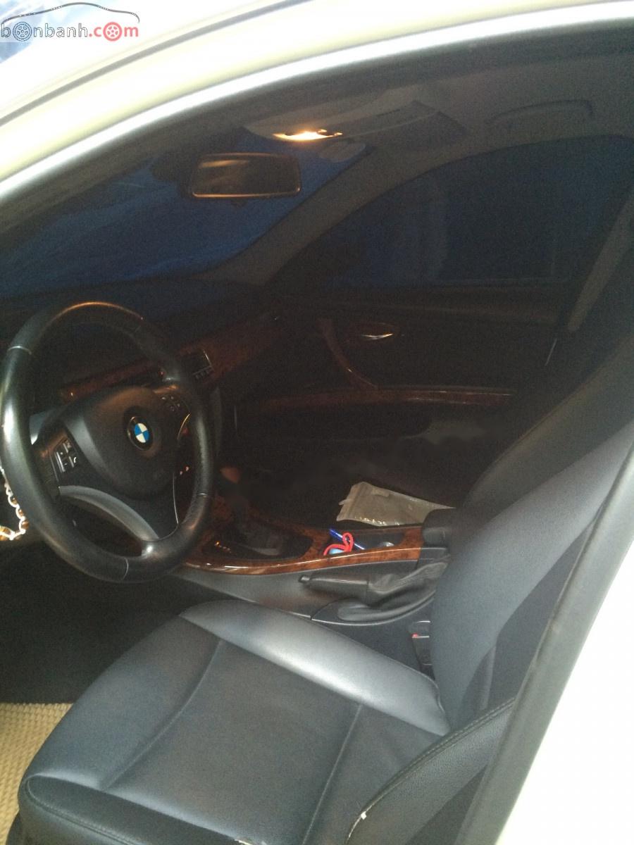 BMW 3 Series 325i 2010 - Xe BMW 3 Series 325i sản xuất 2010, màu trắng, nhập khẩu nguyên chiếc 