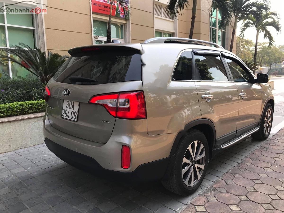 Kia Sorento 2015 - Cần bán lại xe Kia Sorento 2.2AT 2015, giá tốt