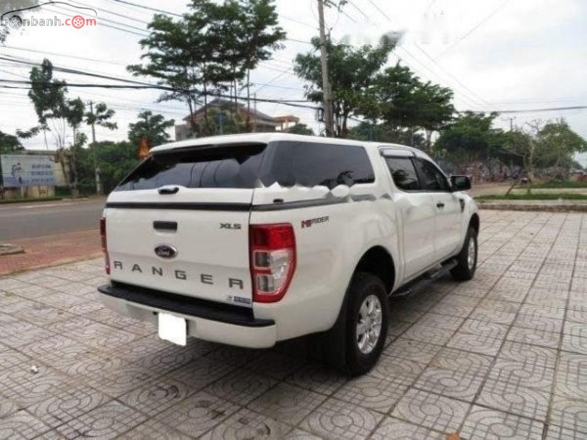 Ford Ranger XLS 2.2L 4x2 MT 2013 - Cần bán xe Ford Ranger sản xuất năm 2013, màu trắng, nhập khẩu chính chủ, giá 405tr