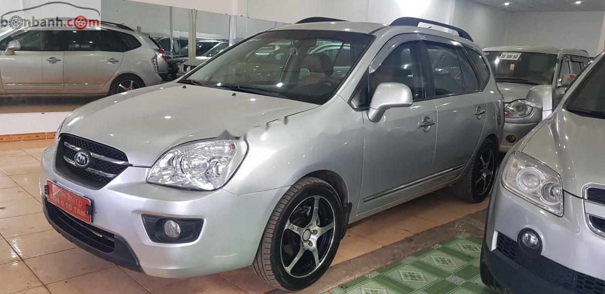 Kia Carens Ex 2010 - Cần bán gấp Kia Carens Ex sản xuất 2010, màu bạc số tự động, 345 triệu
