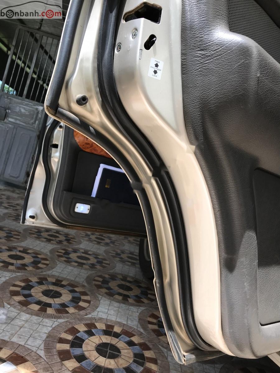 Isuzu Trooper 2001 - Bán Isuzu Trooper sản xuất 2001, màu bạc, nhập khẩu  