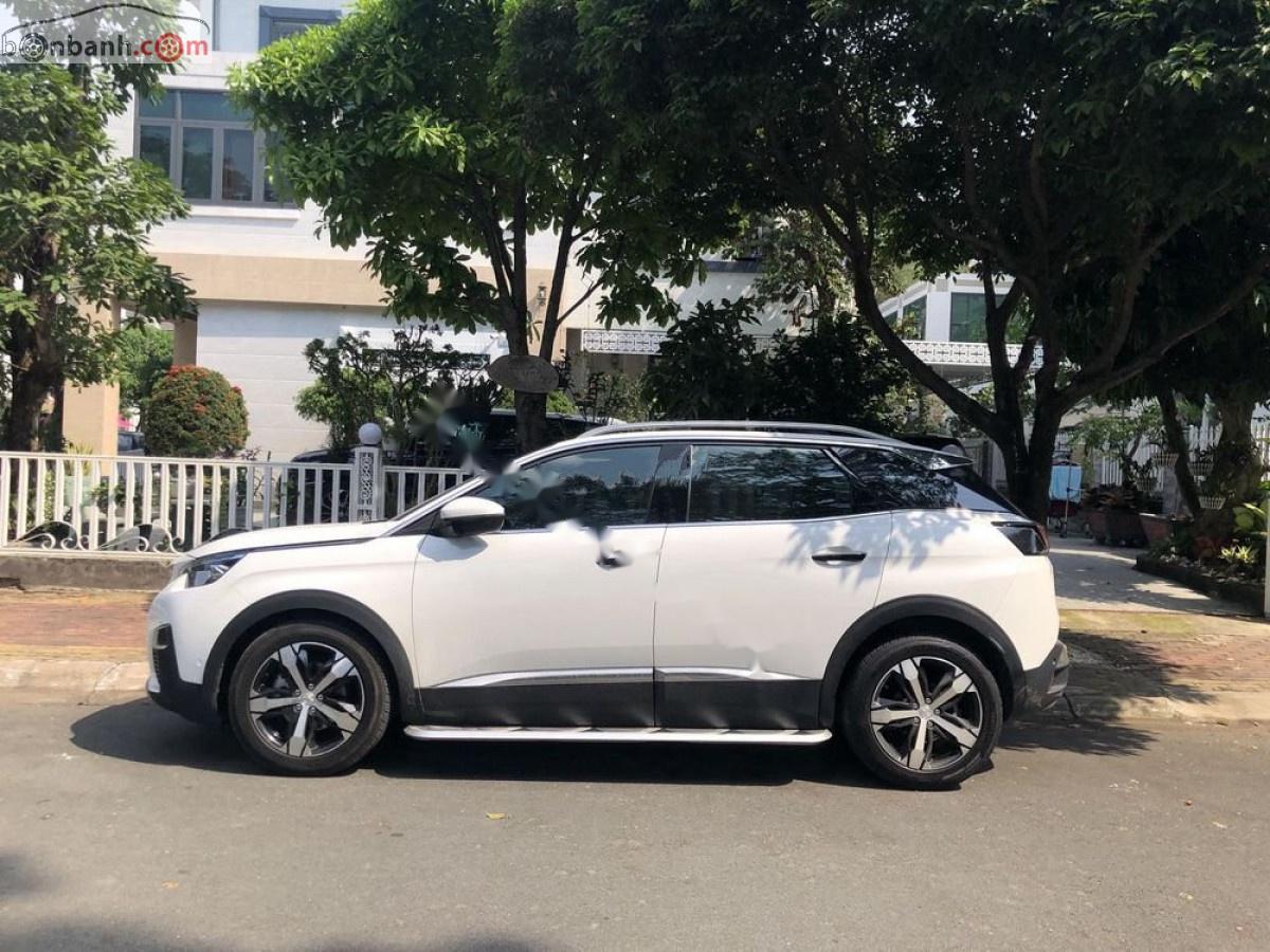 Peugeot 3008   2018 - Bán Peugeot 3008 1.6 AT năm sản xuất 2018, màu trắng như mới