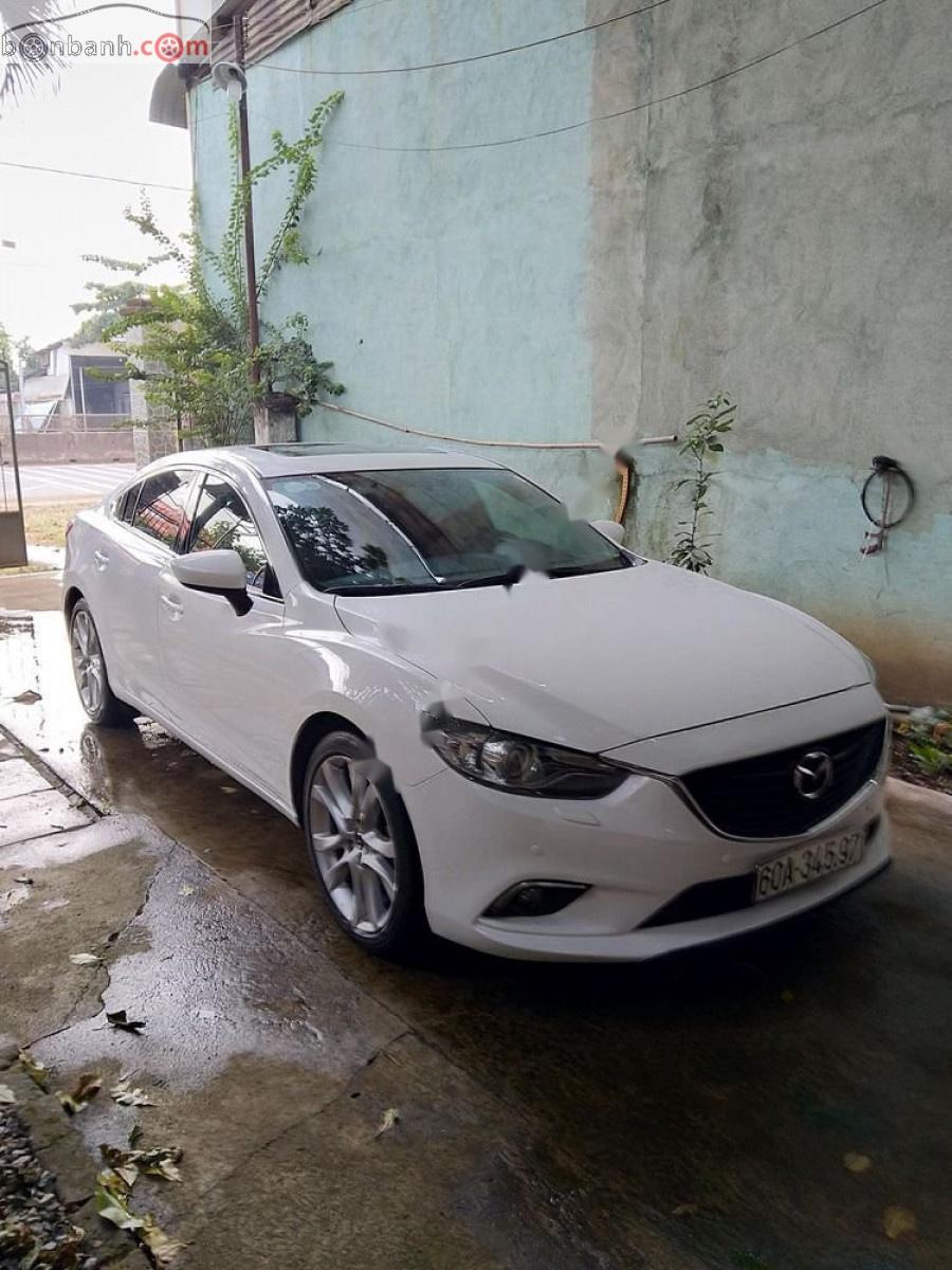 Mazda 6   2016 - Cần bán xe Mazda 6 2.5 AT đời 2016, màu trắng, giá tốt