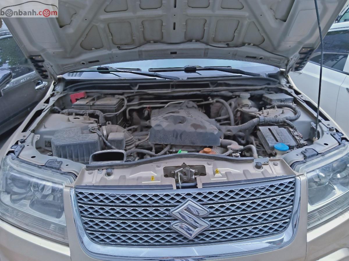 Suzuki Grand vitara 2011 - Cần bán xe Suzuki Grand vitara 2.0 AT 2011, nhập khẩu chính hãng