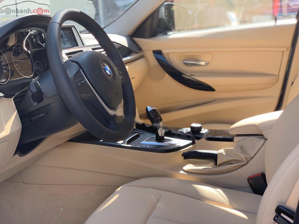 BMW 3 Series 2018 - Bán xe BMW 3 Series đời 2018, màu đen, nhập khẩu nguyên chiếc chính hãng