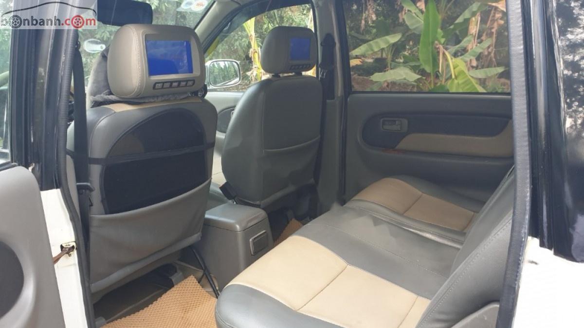 Isuzu Hi lander V-spec 2.5 MT 2005 - Cần bán gấp Isuzu Hi lander V-spec 2.5 MT sản xuất 2005, màu trắng xe gia đình, giá tốt