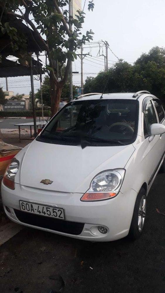 Chevrolet Spark 2009 - Bán Chevrolet Spark sản xuất 2009, màu trắng, xe nhập giá tốt