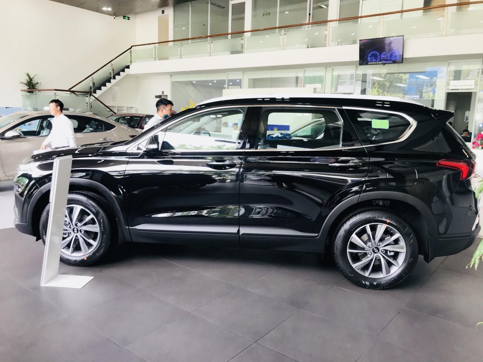 Hyundai Santa Fe 2019 - "Nóng" giao xe ngay, khuyến mãi 20 triệu phụ kiện với Hyundai Santa Fe 2019, hotline: 0974 064 605