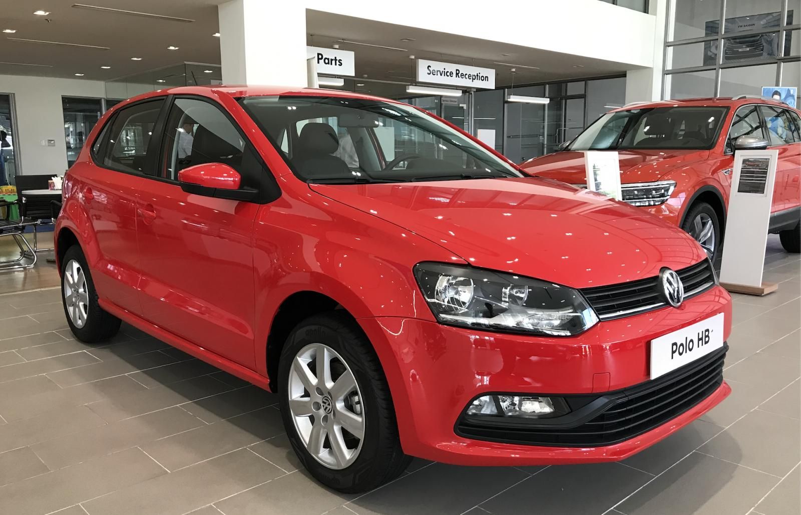 Volkswagen Polo HB 2018 - Volkswage Polo Hatchback 1.6AT - Giảm giá sốc - Có xe ngay - Giao nhanh toàn quốc