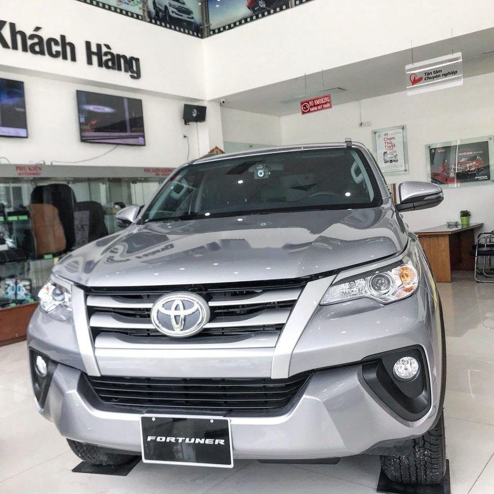 Toyota Fortuner 2019 - Bán xe Toyota Fortuner 2.4 MT đời 2019, giá tốt