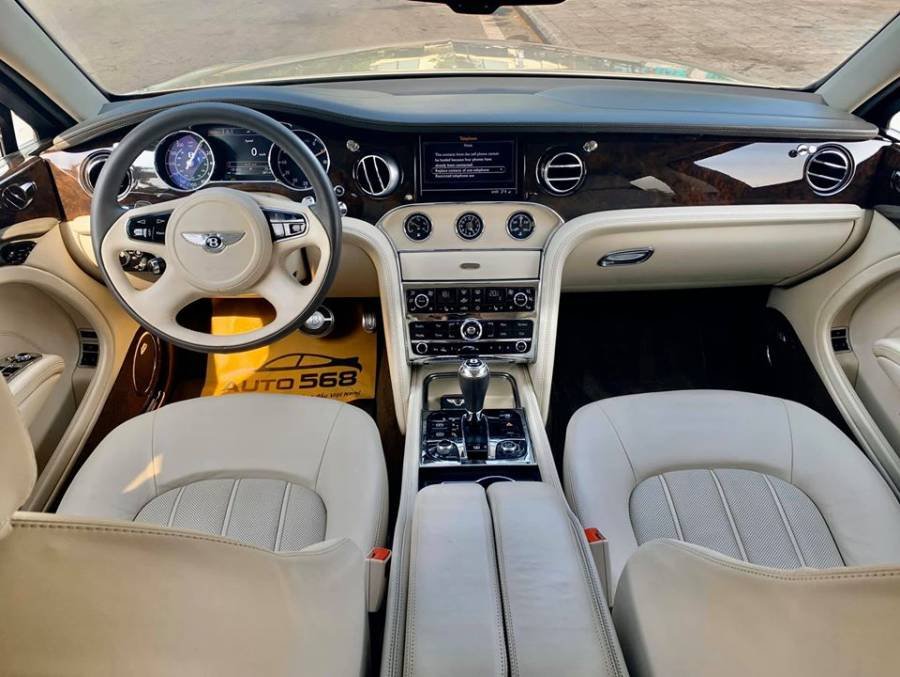 Bentley Mulsanne 2010 - Bán Bentley Mulsanne sản xuất năm 2010, màu vàng, xe nhập chính hãng