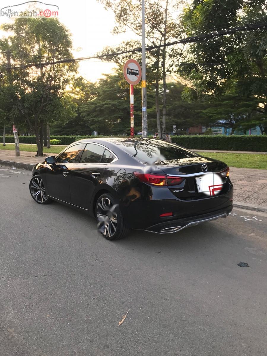 Mazda 6   2017 - Bán xe cũ Mazda 6 2.5L Premium năm 2017, màu đen