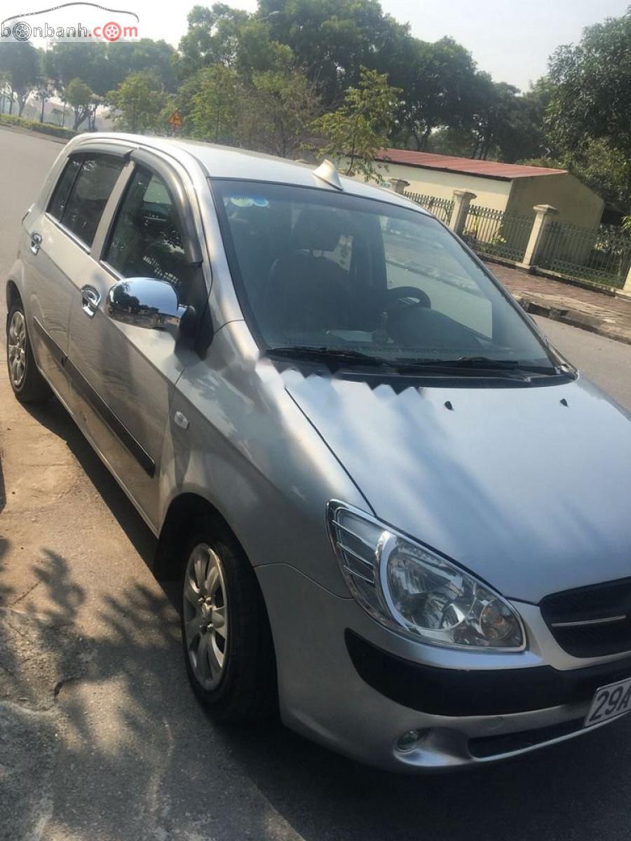 Hyundai Getz 1.1 MT 2011 - Bán ô tô Hyundai Getz 1.1 MT sản xuất năm 2011, màu bạc, xe nhập chính chủ