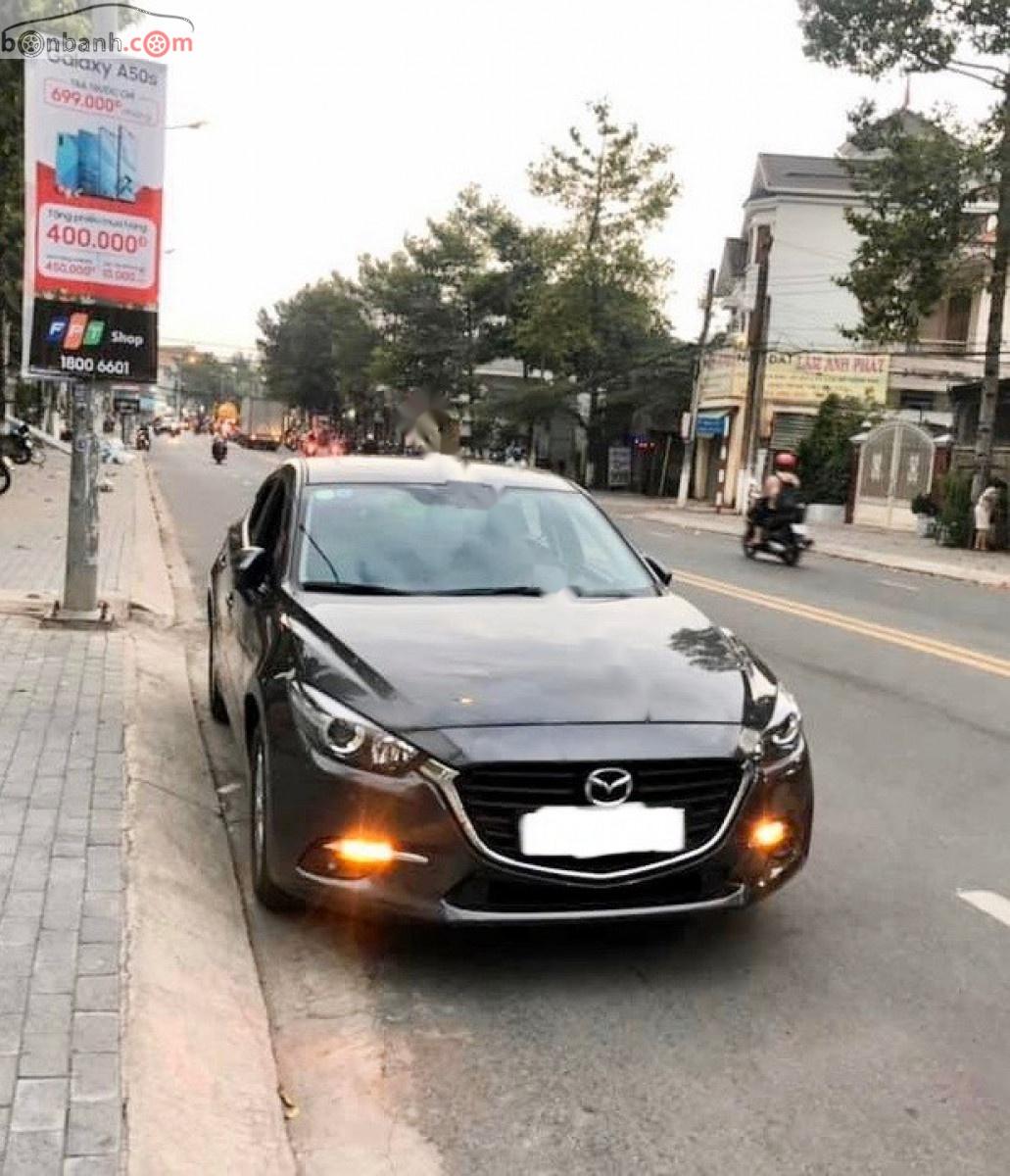 Mazda 3 2019 - Cần bán gấp Mazda 3 1.5 sản xuất năm 2019, màu đen