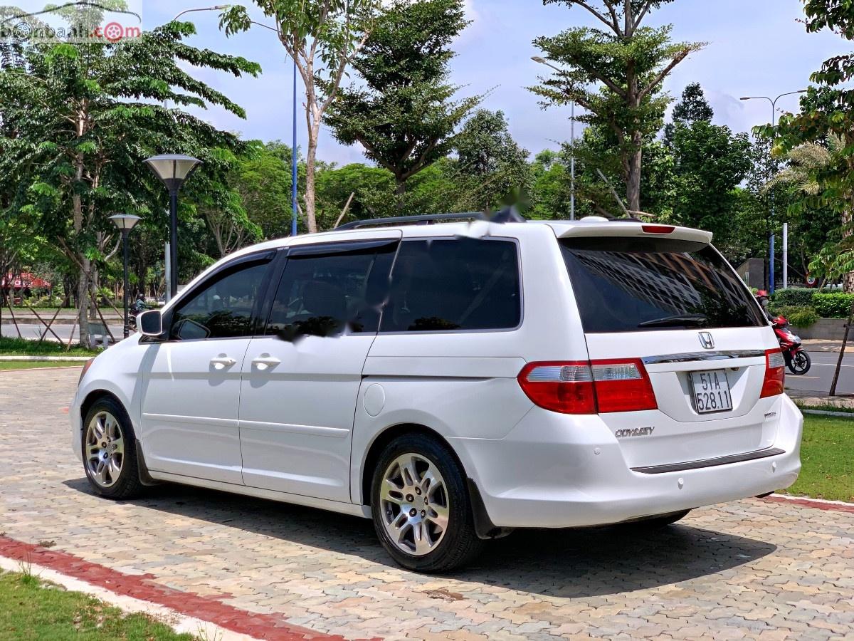 Honda Odyssey 2008 - Cần bán Honda Odyssey Touring 3.5 AT năm sản xuất 2008, màu trắng, nhập khẩu