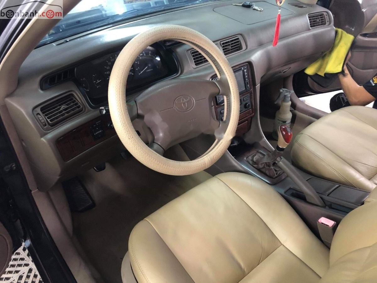 Toyota Camry Gli 2001 - Cần bán xe Toyota Camry GLI 2001, màu xanh lam