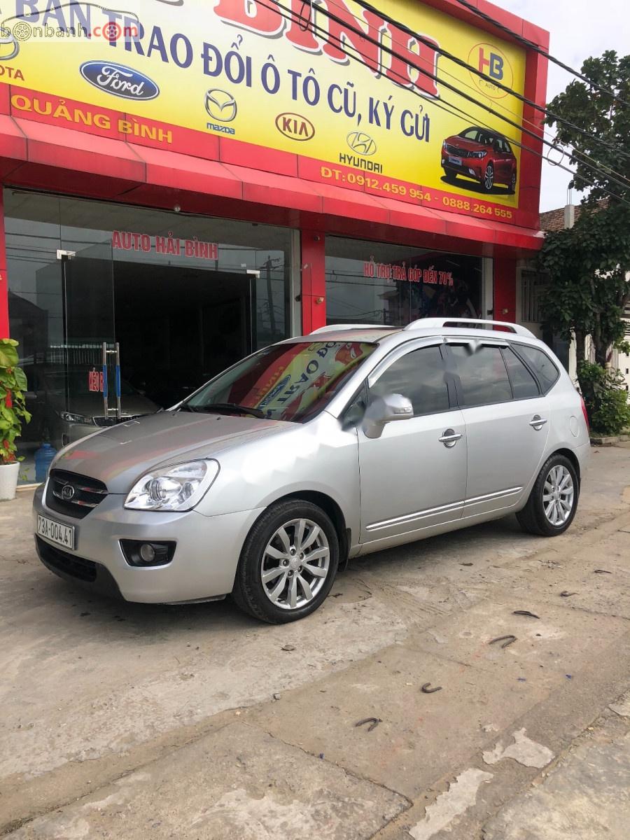 Kia Carens 2.0 MT 2011 - Bán Kia Carens 2.0 MT sản xuất 2011, màu bạc số sàn