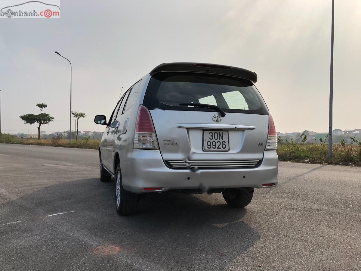 Toyota Innova V 2008 - Xe Toyota Innova V sản xuất năm 2008, màu bạc