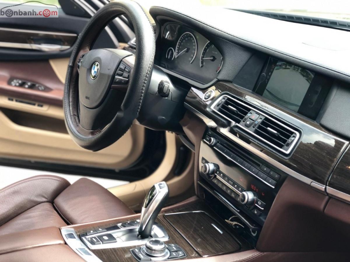 BMW 7 Series 2013 - Bán ô tô BMW 7 Series 750Li đời 2013, màu đen, xe nhập