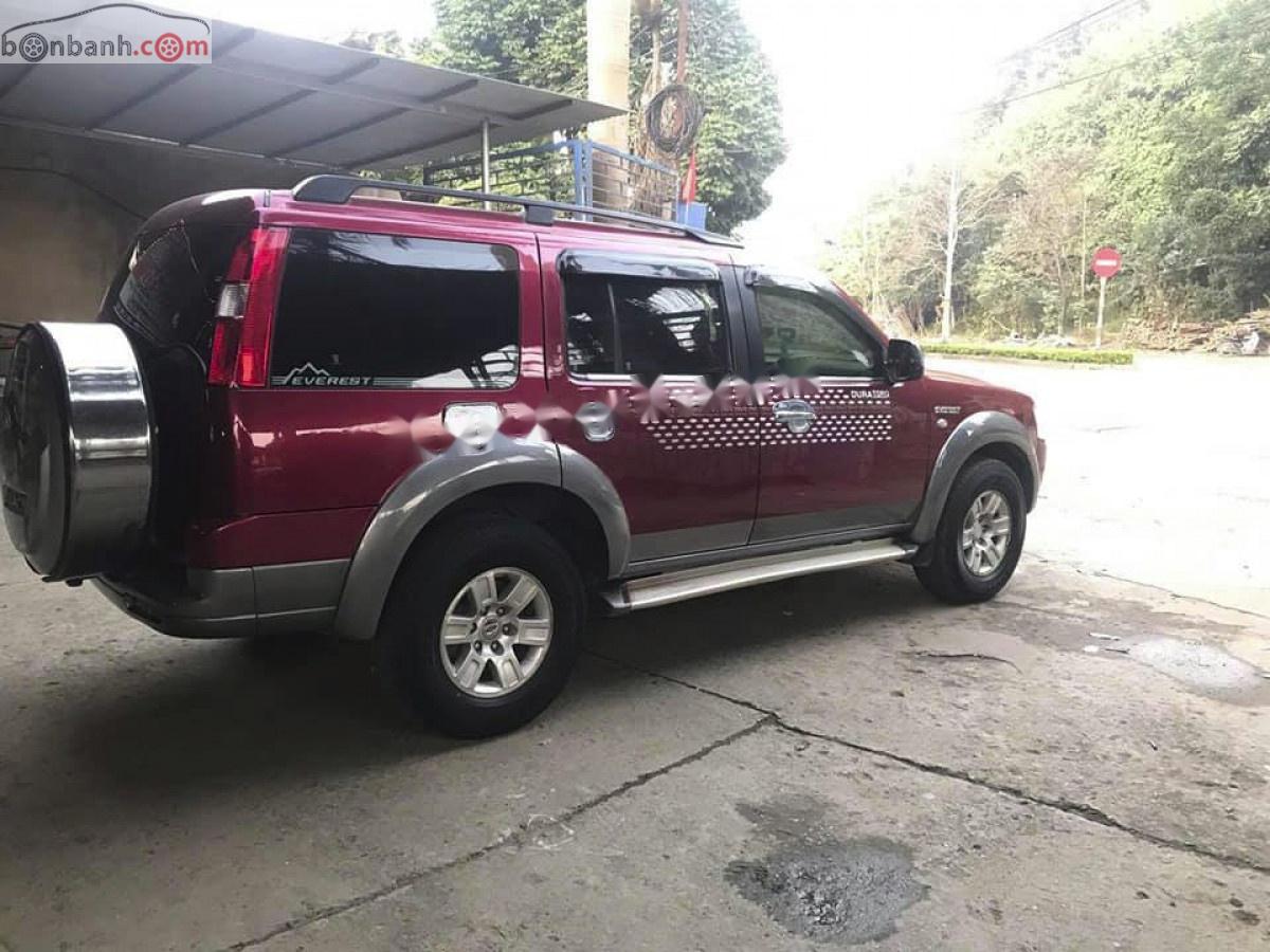 Ford Everest 2008 - Bán xe Ford Everest MT đời 2008, màu đỏ, máy dầu