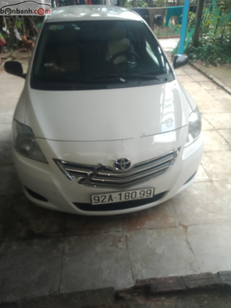 Toyota Vios 2011 - Bán Toyota Vios năm 2011, màu trắng còn mới