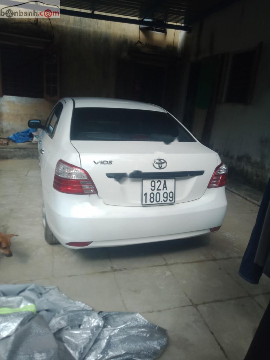 Toyota Vios 2011 - Bán Toyota Vios năm 2011, màu trắng còn mới