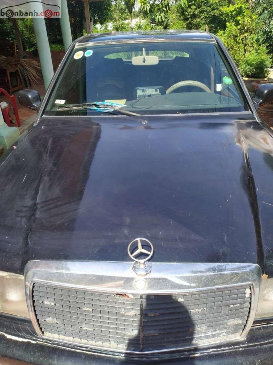 Mercedes-Benz 190 1990 - Bán Mercedes đời 1990, màu đen, xe nhập xe gia đình