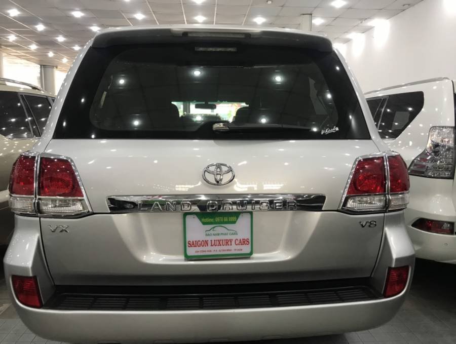 Toyota Land Cruiser 2012 - Cần bán xe Toyota Land Cruiser năm 2012, màu bạc, nhập khẩu nguyên chiếc