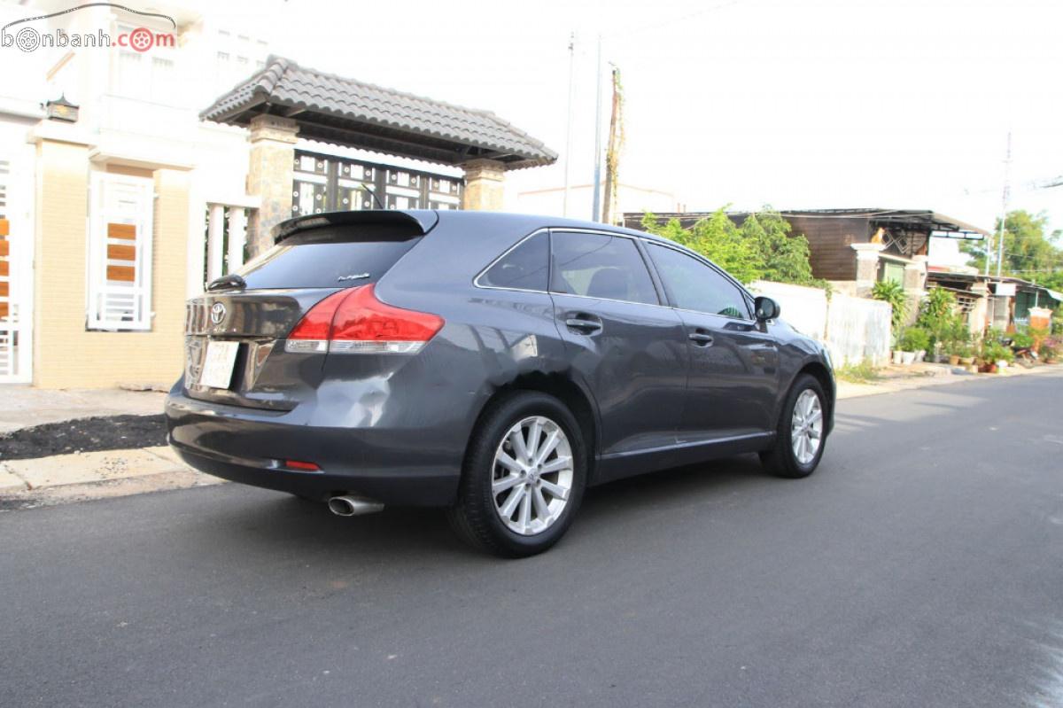 Toyota Venza AT 2009 - Xe Toyota Venza AT đời 2009, màu xám, xe nhập như mới, 643 triệu