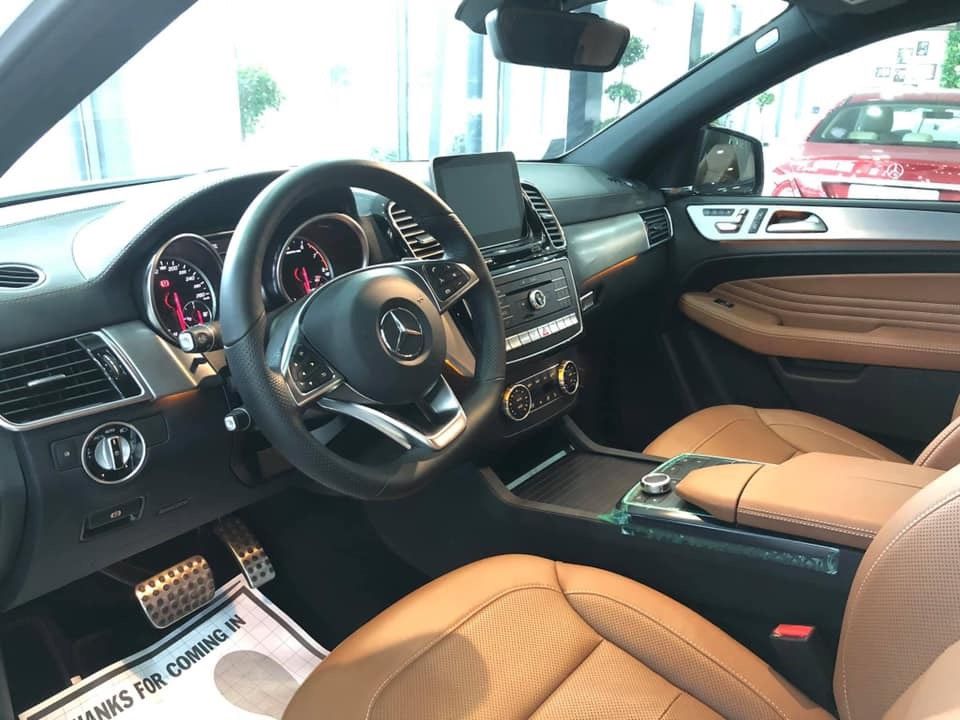 Mercedes-Benz GLE-Class 2019 - Bán nhanh chiếc xe Mercedes GLE 43 AMG 4Matic Coupe, sản xuất 2019, màu trắng, nhập khẩu nguyên chiếc