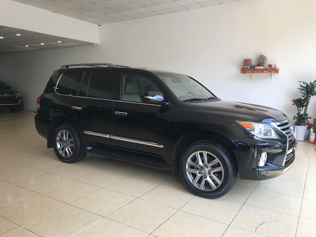 Lexus LX 570 2015 - Bán xe Lexus LX 570 đời 2015, màu đen, nhập khẩu, chính chủ