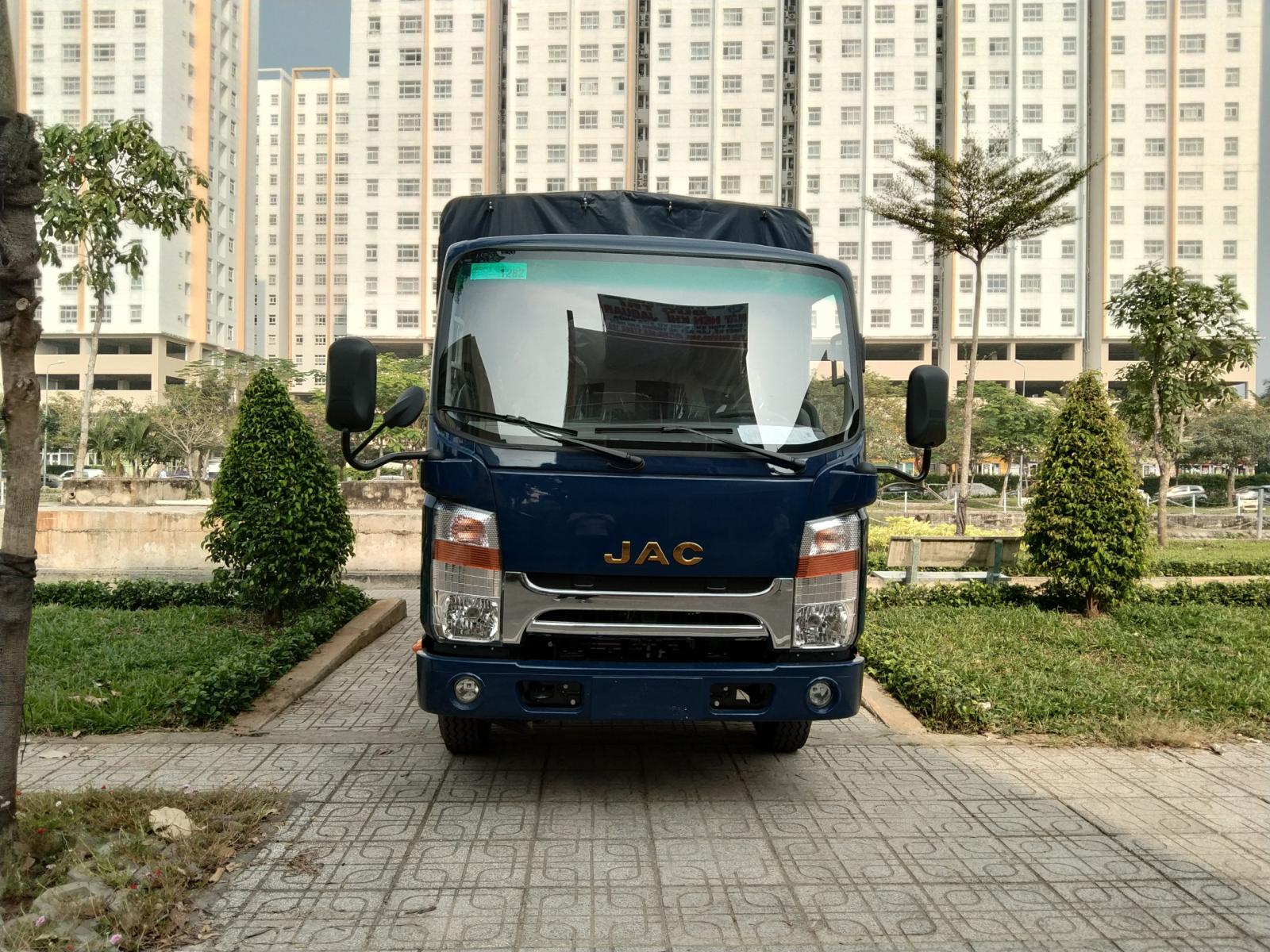 N350   2020 - Cần bán JAC HFC N350 (3T5), trả trước 131tr nhận xe đời 2020, màu xanh lam