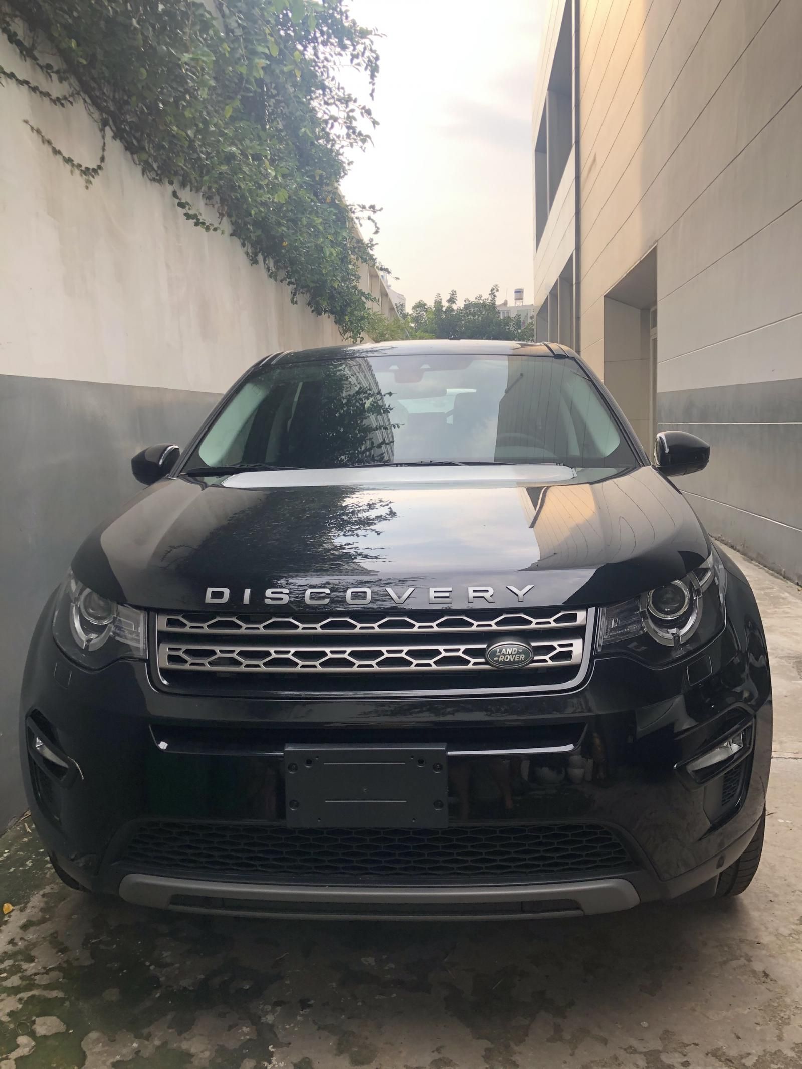 LandRover Discovery 2019 - Mua xe đón tết - Rinh ngay quà tặng chính hãng khi mua xe Landrover Discovery Sport SE, đời 2019, màu đỏ