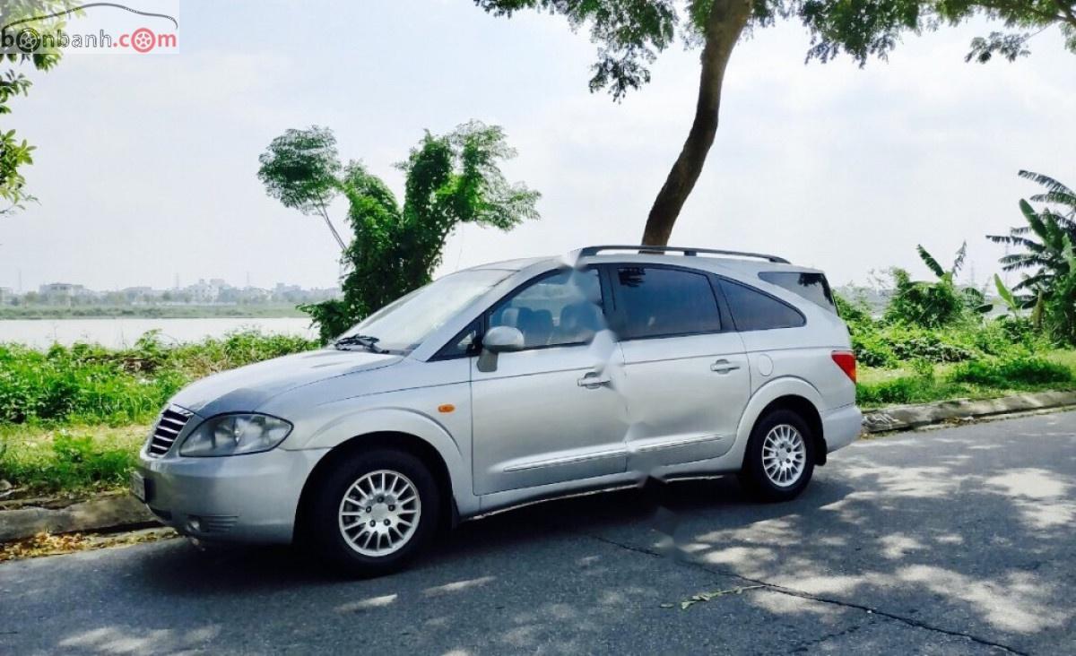 Ssangyong Stavic 2008 - Cần bán lại Ssangyong Stavic sản xuất năm 2008, màu bạc, nhập khẩu