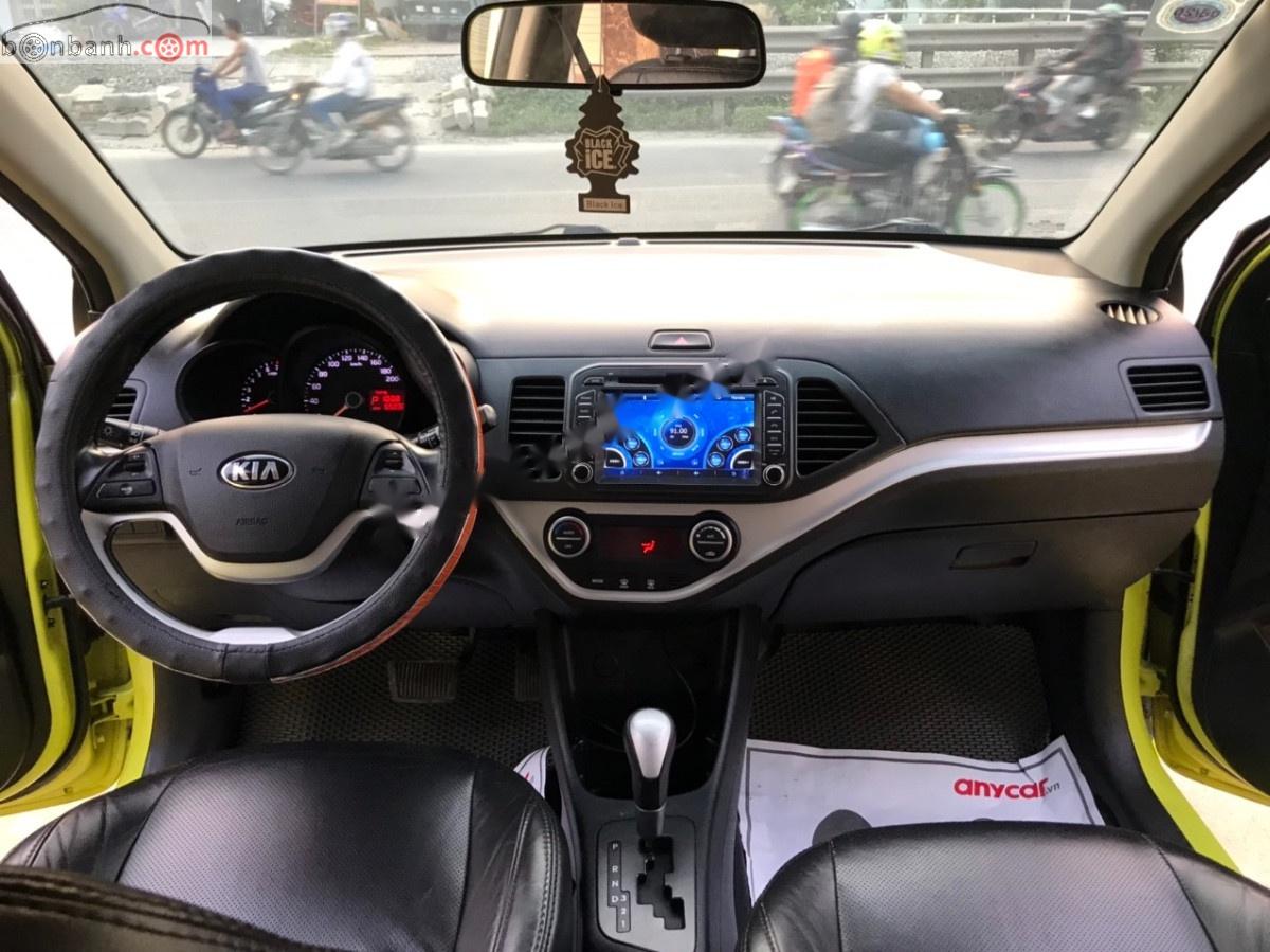 Kia Picanto 2013 - Bán Kia Picanto sản xuất năm 2013, màu xanh lục, xe gia đình