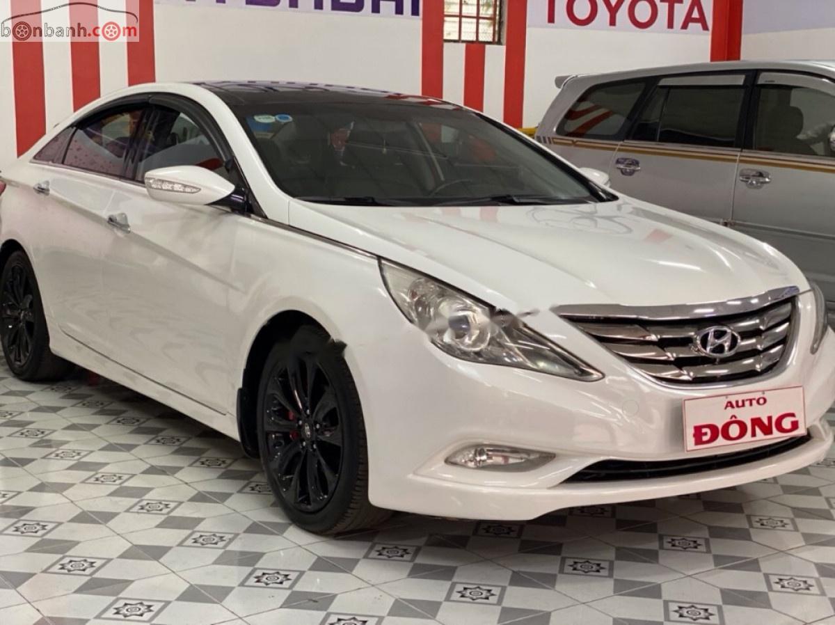 Hyundai Sonata   2010 - Bán Hyundai Sonata 2.0 AT 2010, màu trắng, nhập khẩu 