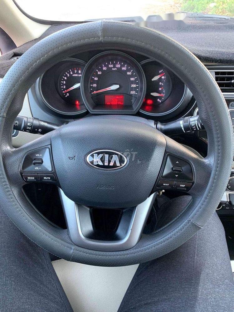 Kia Rio 2015 - Bán ô tô Kia Rio năm 2015, màu trắng, 349 triệu