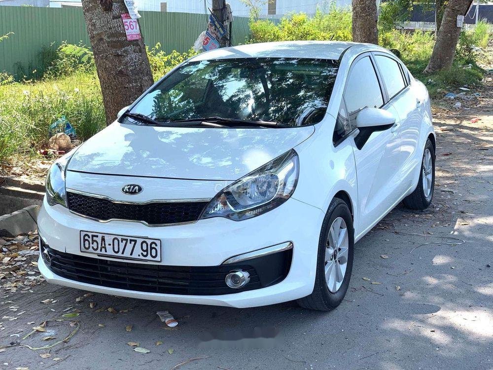 Kia Rio 2015 - Bán ô tô Kia Rio năm 2015, màu trắng, 349 triệu