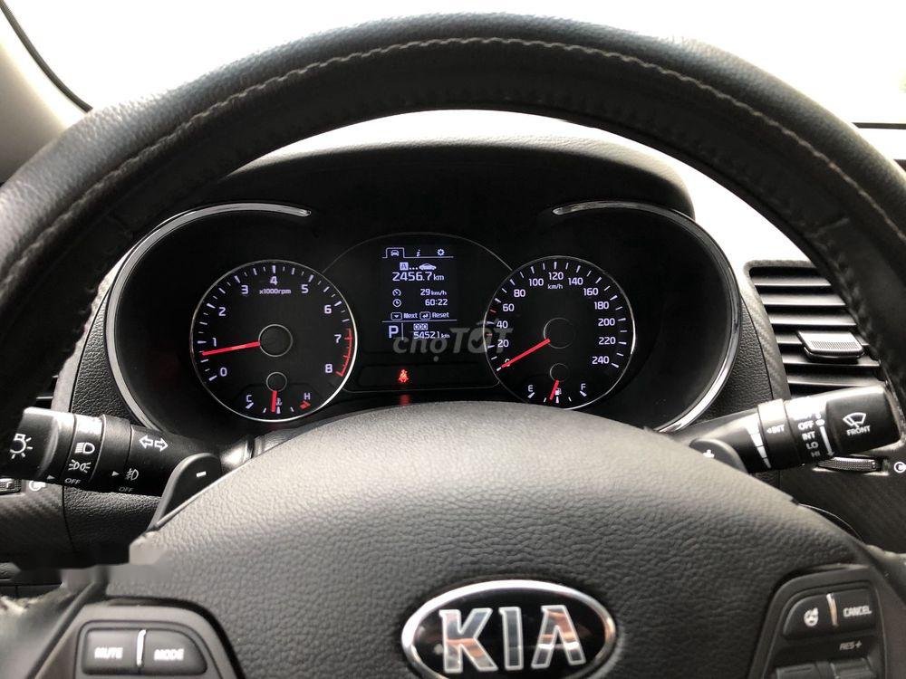 Kia K3 AT 2015 - Bán Kia K3 AT năm 2015, màu đen