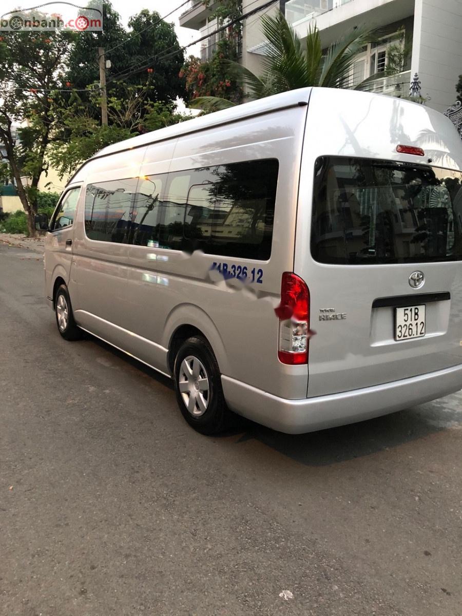 Toyota Hiace 3.0 2019 - Cần bán Toyota Hiace 3.0 năm 2019, màu bạc, xe nhập