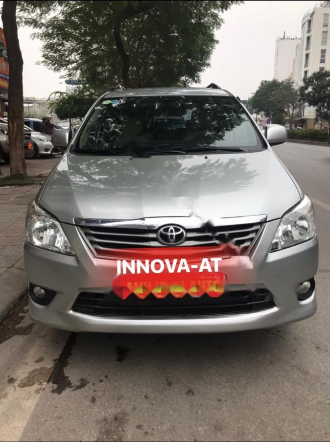 Toyota Innova V 2014 - Bán Toyota Innova V năm 2014, giá chỉ 508 triệu