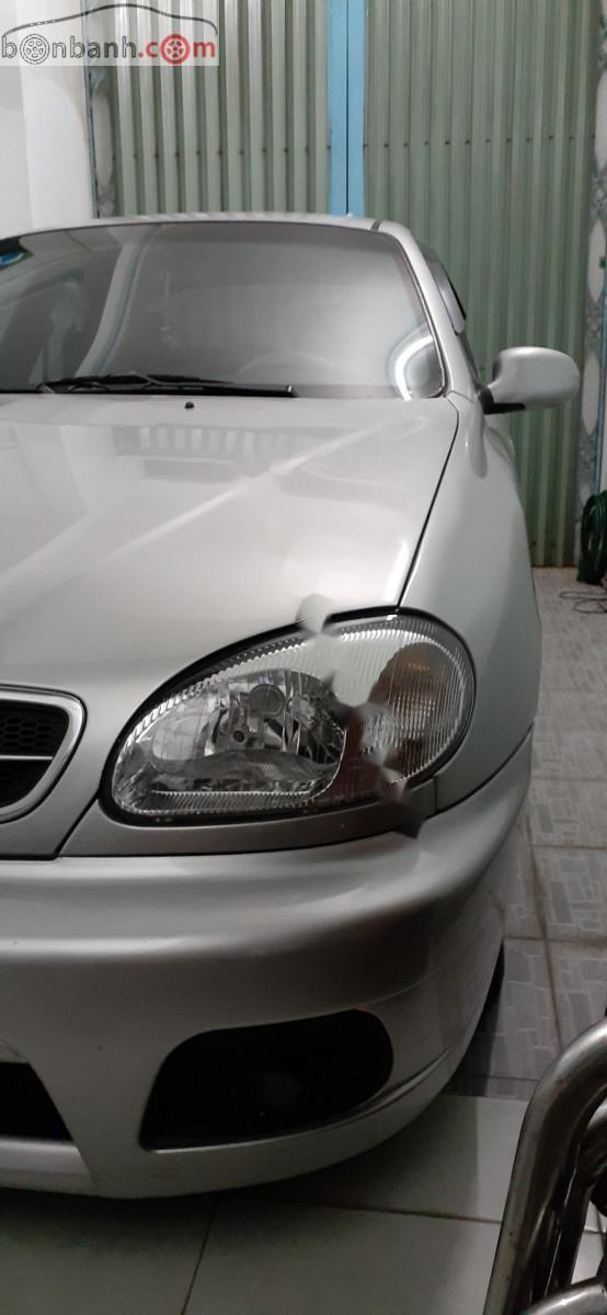 Daewoo Lanos 2004 - Bán Daewoo Lanos năm 2004, màu bạc còn mới