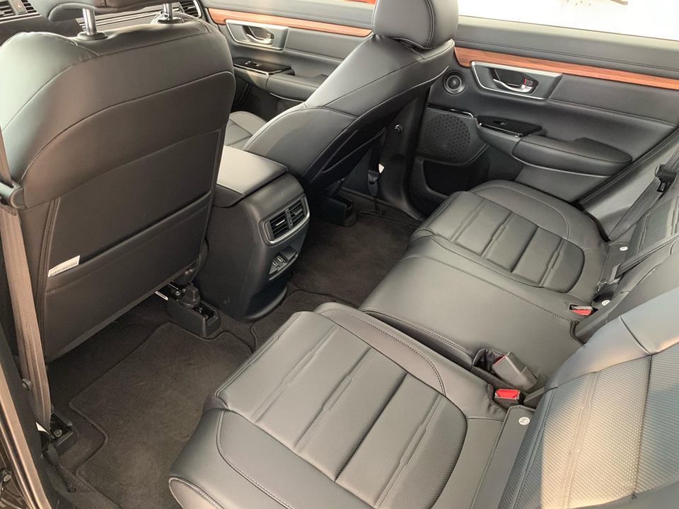 Honda CR V 2019 - Bán nhanh chiếc xe Honda CR V 1.5L, sản xuất 2019, màu trắng, giá cạnh tranh, giao nhanh toàn quốc
