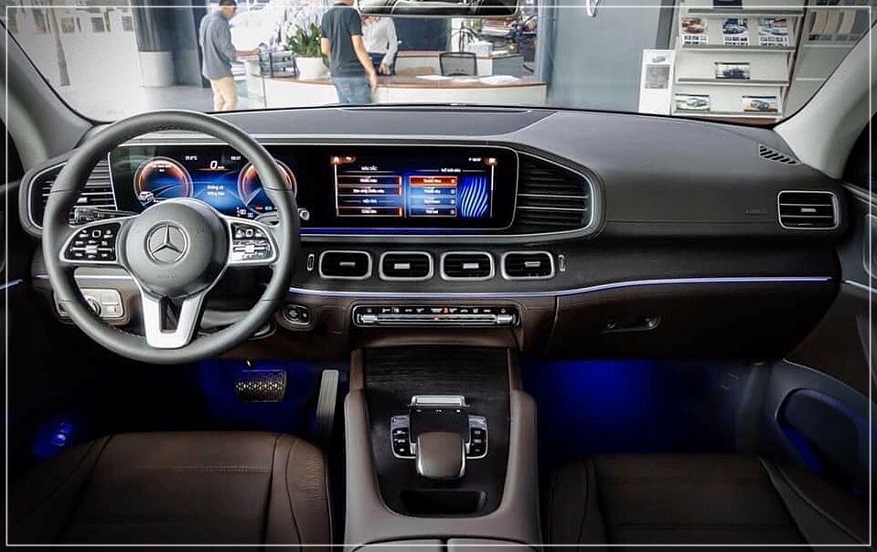 Mercedes-Benz GLE-Class GLE 450 AMG  2019 - Ưu đãi cuối năm chiếc xe hạng sang Mercedes Benz GLE 450 AMG, sản xuất 2019, màu trắng, xe nhập